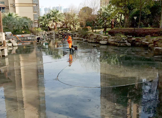 石门景观池淤泥清理
